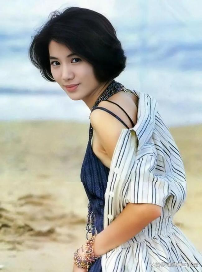袁咏仪回应素颜 真实不做作获赞