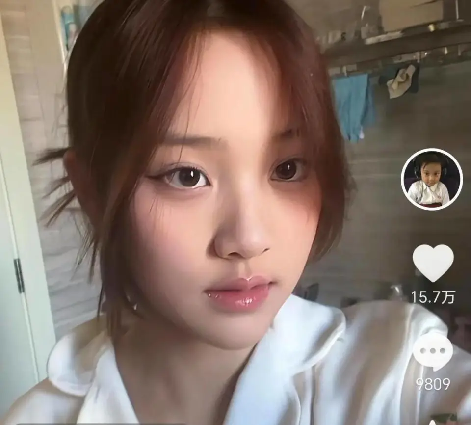 李小璐：年轻时管不住下半身，如今让自己的女儿买了单，她后悔吗