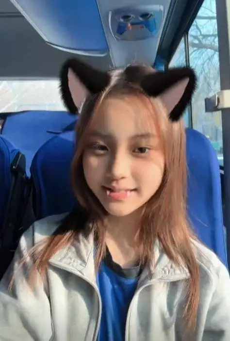 李小璐：年轻时管不住下半身，如今让自己的女儿买了单，她后悔吗