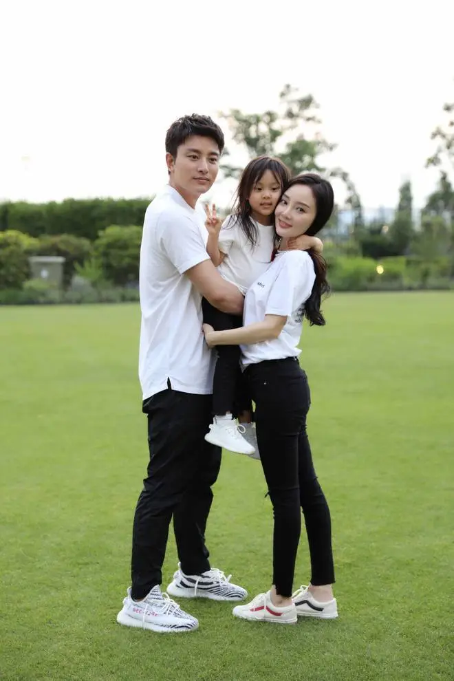 李小璐：年轻时管不住下半身，如今让自己的女儿买了单，她后悔吗