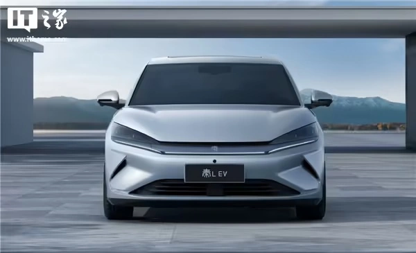 消息称比亚迪全新纯电动中型轿车“秦 L EV”将支持 800V+5C 超充，3 月 12 日上市