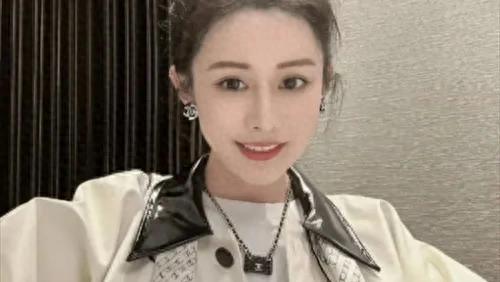 韦雪不允许前夫陈平给现任女友花钱