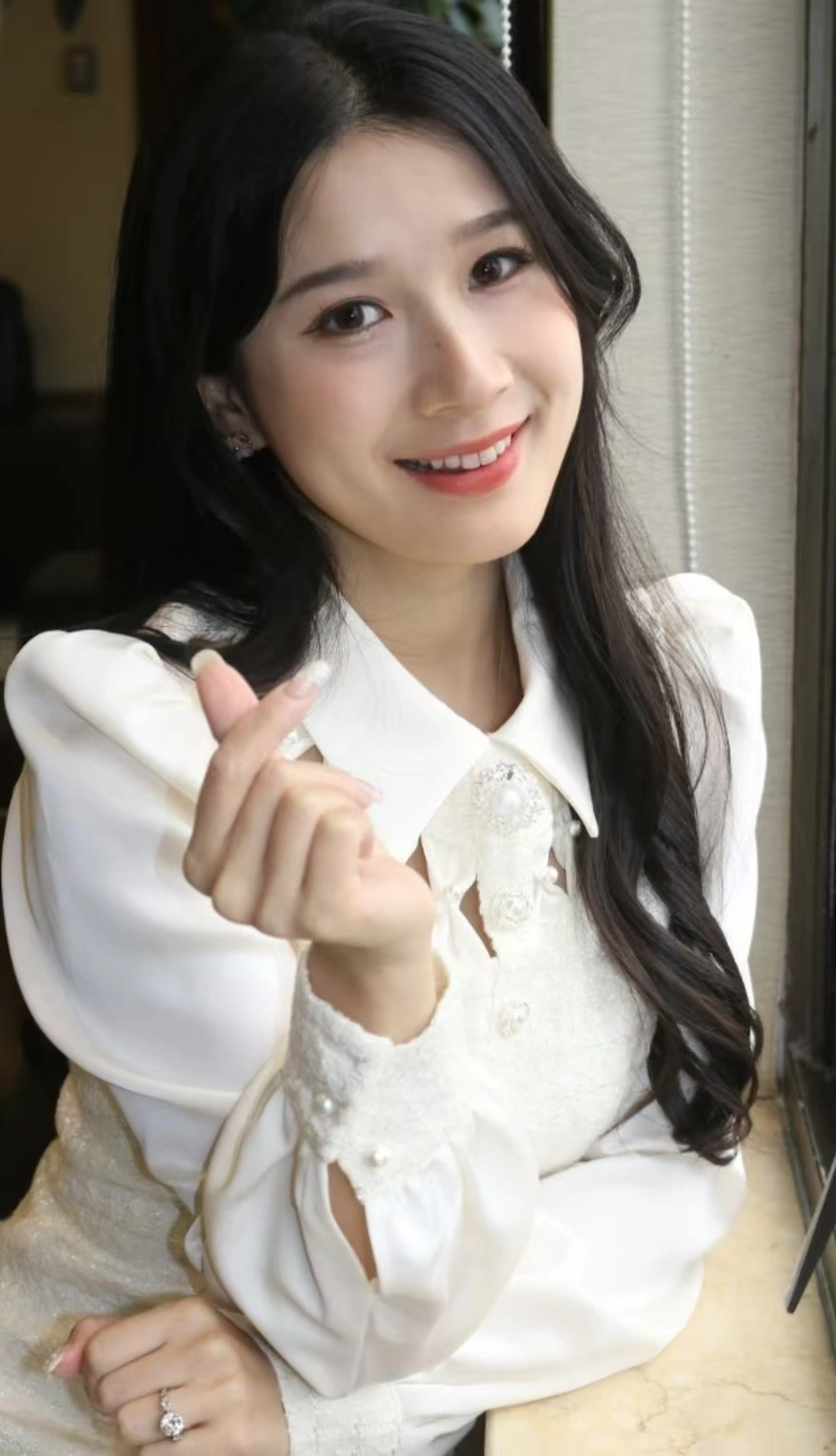 本月底嫁人！海产大王千金曝决定退出选美圈，婚后将接管家族生意