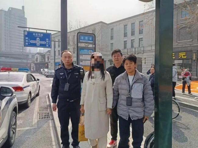 女子偷包被抓求饶称影响考公 跨城作案终落网
