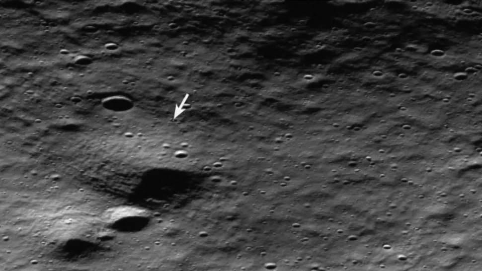 “雅典娜”月球着陆器最终安息地画面曝光：着陆失败侧翻陨坑