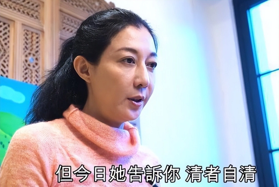 51岁吴绮莉遭重创，价值百万账号被别人抢走，被欺负却无可奈何