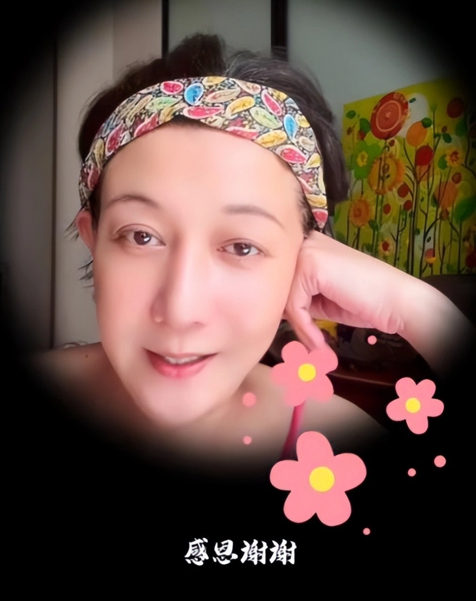 51岁吴绮莉遭重创，价值百万账号被别人抢走，被欺负却无可奈何