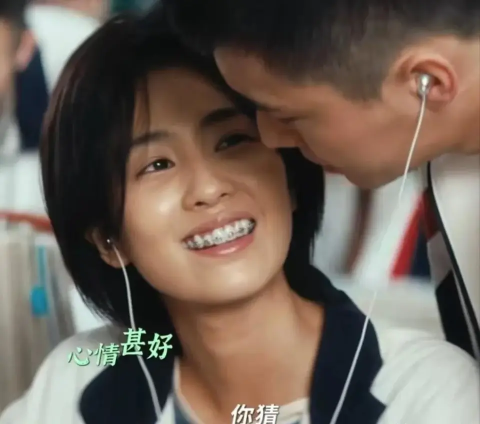 穿同款校服演高中生，《北上》白鹿VS李兰迪VS章若楠，伤害太大了