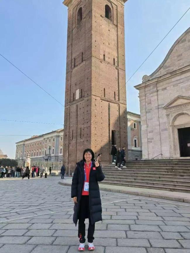安徽17岁少女勇夺世界冠军 为国争光