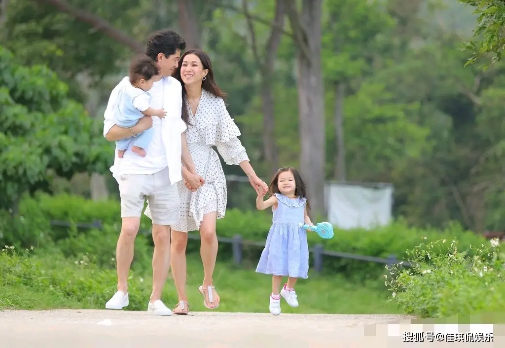 林峯妻子彻底暴露"真面目"，同是拜金女，手段不同，结局不同